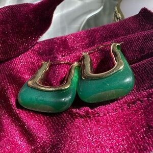 Trendy Green Resin Gold Hoop Earrings – Geometric Statement Jewelry